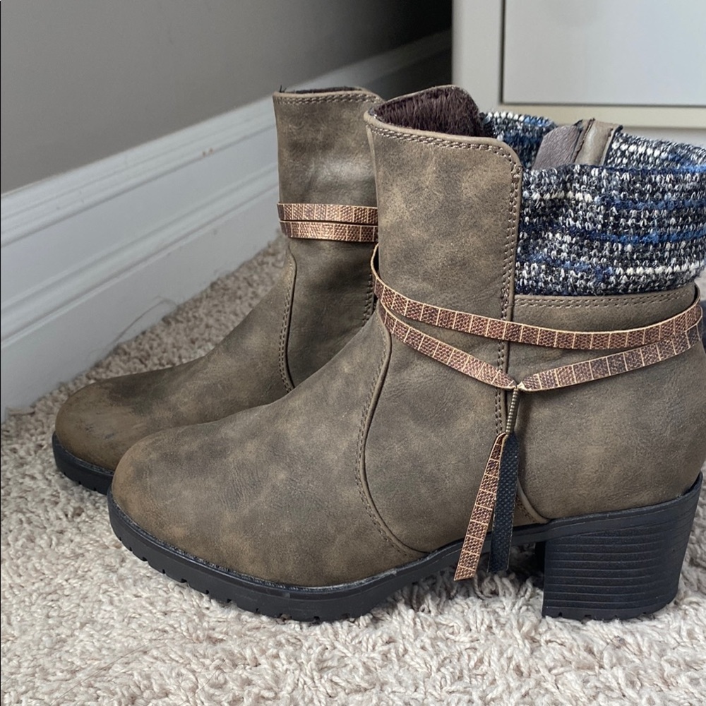 Brown Suede Ankle Boots with Knit Detail